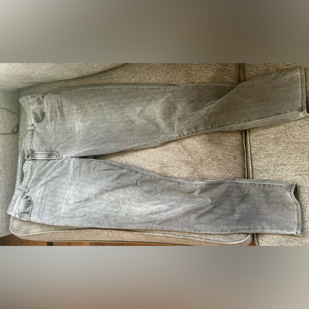 Grey jeans